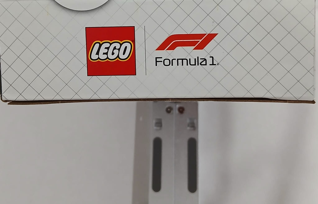 LEGO Speed Champions McLaren Formula 1 Race Car set  Ferrari SF-24 (LEGO Speed Champions- Auto de carreras McLaren Formula 1 set ferrari SF-24)
