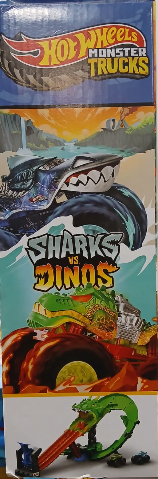 * Hot Wheels Monster Trucks Sharks vs. Dinos Dragon Demolition Playset  * Set de Juego Hot Wheels Monster Trucks Sharks vs. Dinos Demolición del Dragón